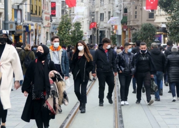 İstiklal Caddesi'nde yoğunluk yaşandı
