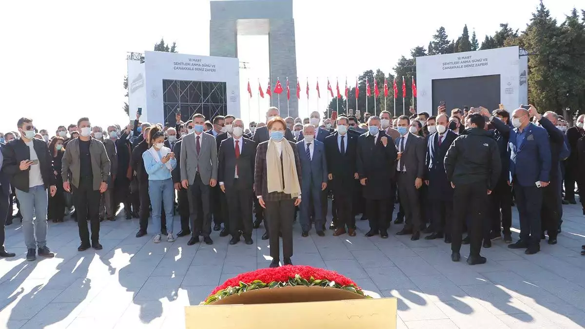 Çanakkale programı kapsamında i̇yi̇ parti genel başkanı meral akşener şehitler abidesi'ni ziyaret etti.
