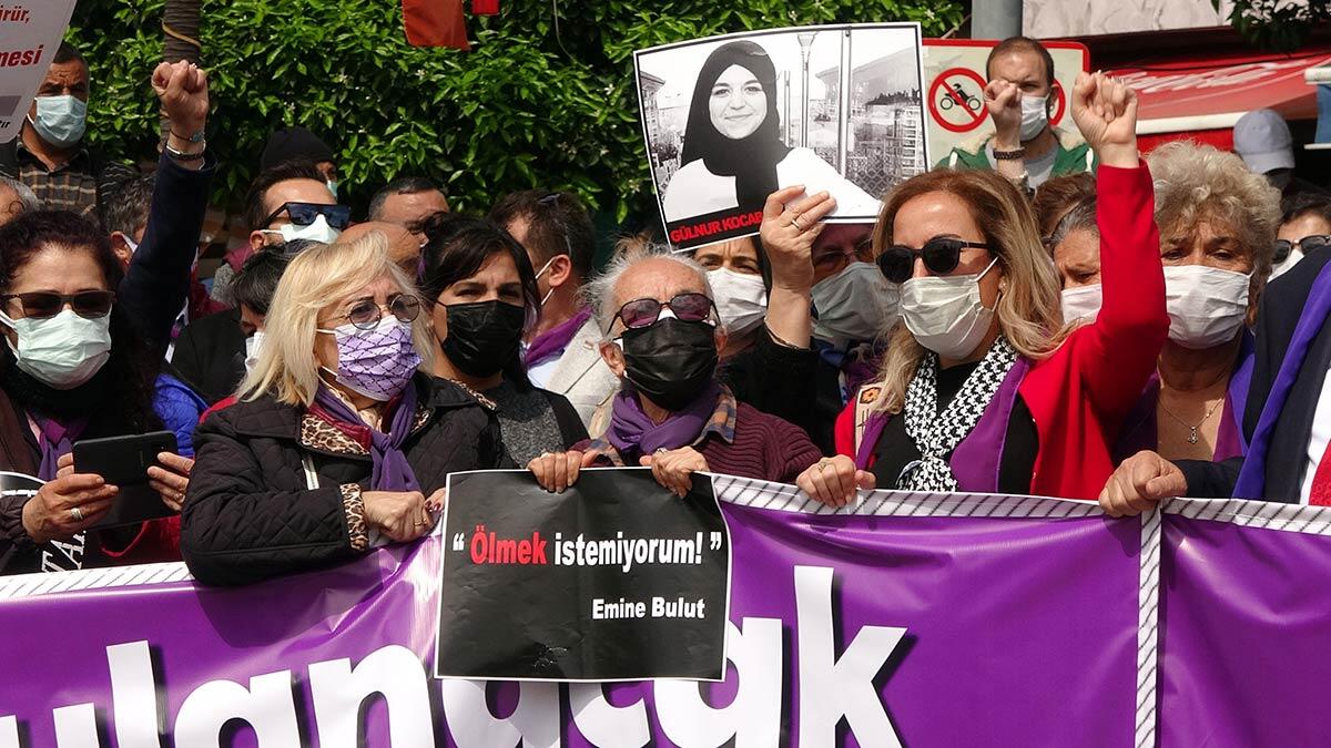İstanbul Sözleşmesi'nin feshedilmesini protesto ettiler