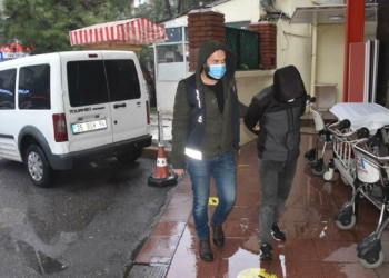 İzmir'de terör operasyonu: 7 gözaltı