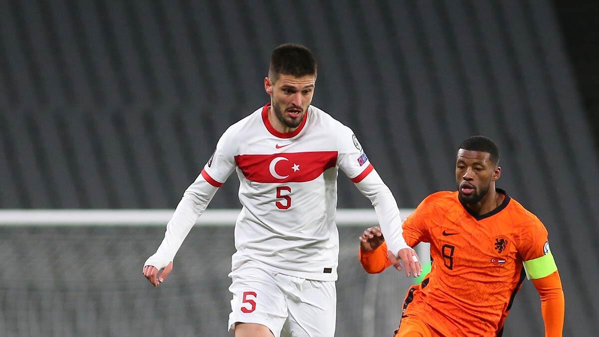 İzmir ay-yıldızlı ekibimizde forma giyen Çağlar Söyüncü, Okay Yokuşlu, Taylan Antalyalı ve Halil Akbunar'la gurur duydu.