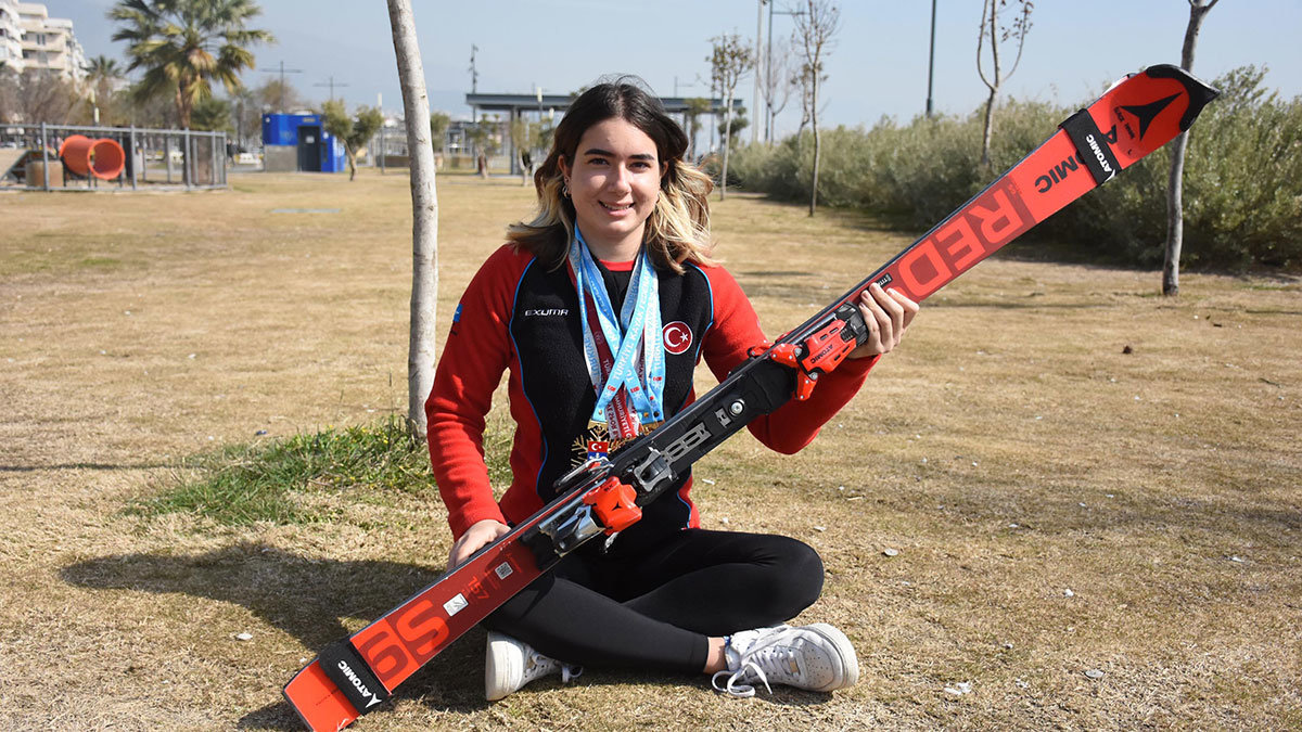 Milli Kayakçı Lal madalya sözü veriyor