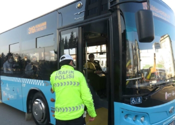 Kadıköy'de toplu taşıma araçlarına denetim
