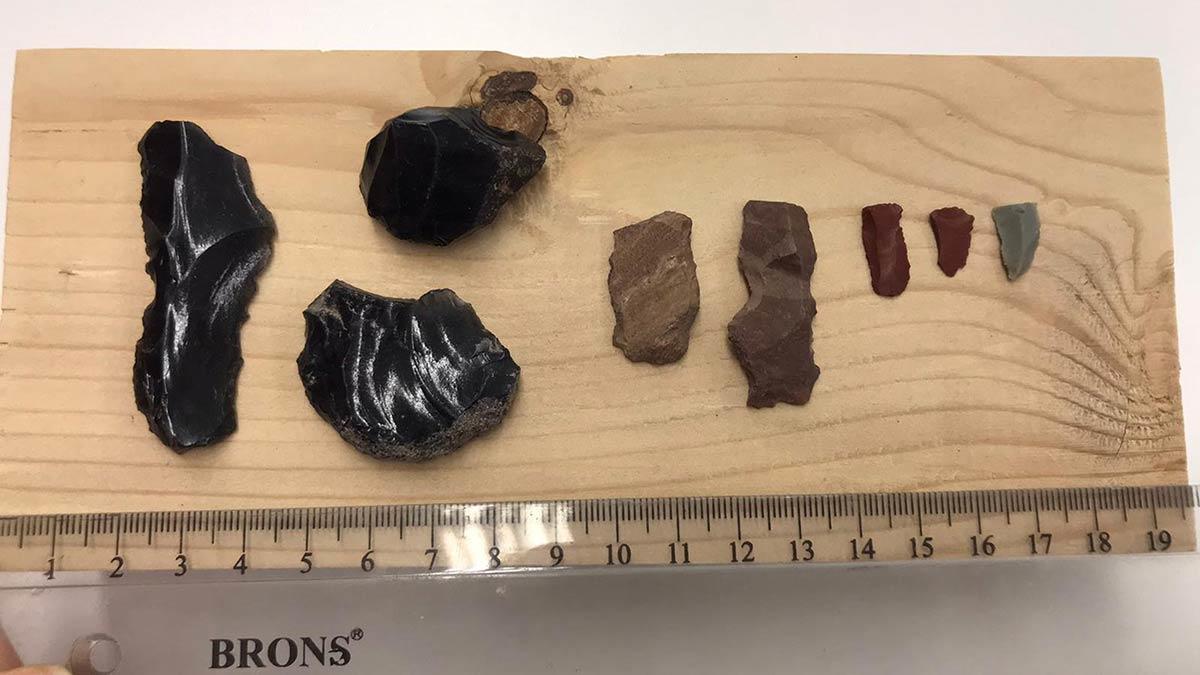 Tarihi mağaranın defineciler tarafından daha önce kaçak kazı yapılarak talan edildiği ortaya çıktı. Yöre halkı, mağaranın turizme kazandırılmasını istedi.