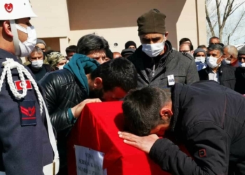 Serkan Kavuk son yolculuğa uğurlandı