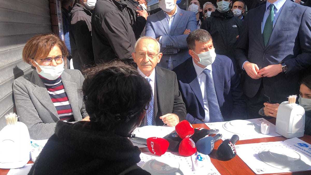 Kılıçdaroğlu Kadıköy'de esnafı ziyaret etti