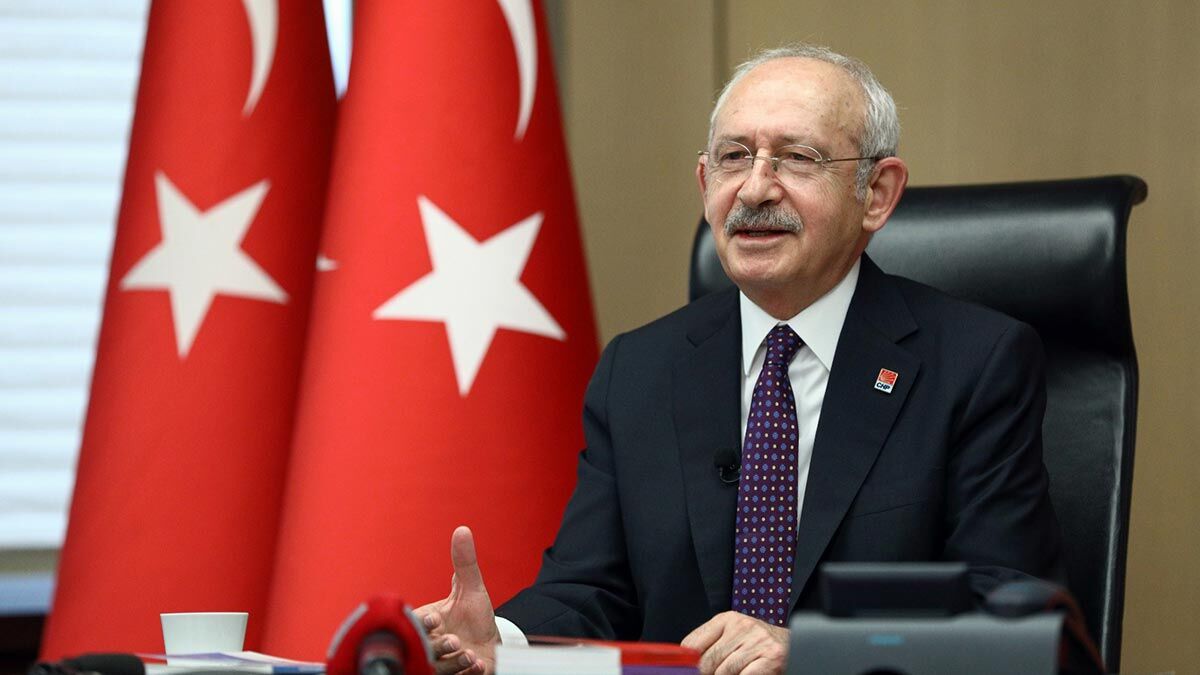 300 bin genç Türkiye'nin kaderini belirleyecek