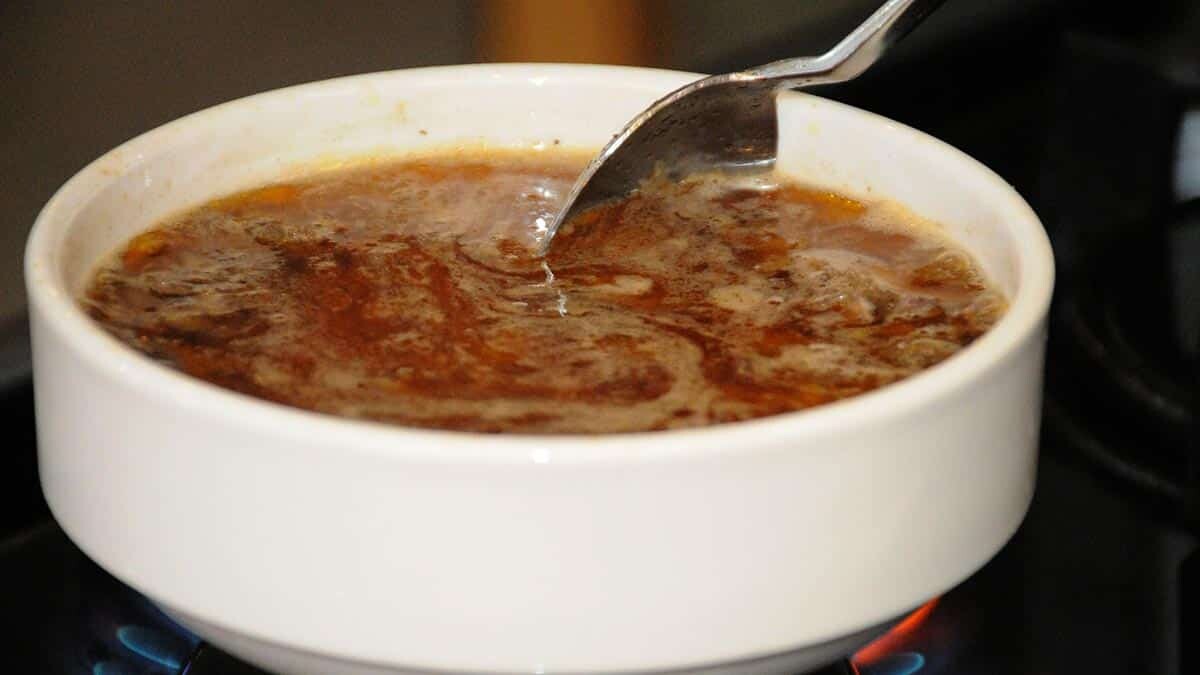 Sivas'ta, dananın kuyruk sokumundan yapılan ve birçok hastalığa iyi geldiği belirtilen pöç yemeğine yoğun talep.