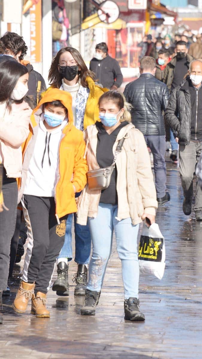 Koronavirüsle geçen 1 yıl çok bunalttı