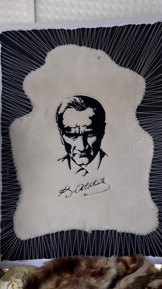 Unutulmaya yüz tutan pösteki ilgi görüyor