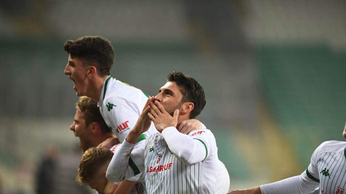 Bursaspor'u kritik mücadeleler bekliyor