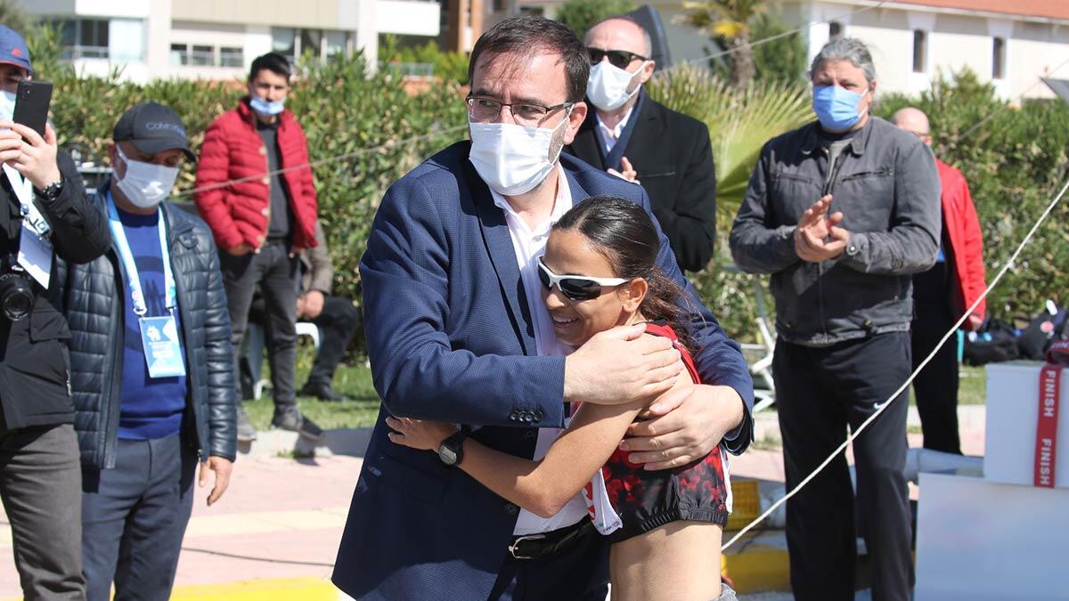 Meryem Bekmez rekorunu yeniledi