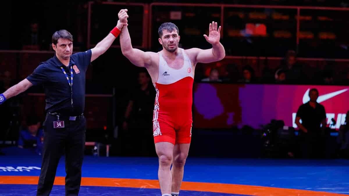 Güreş Milli Takımı 3 madalya kazandı