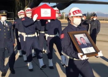 Şehit Hakan Gül'ün naaşı Amasya'ya getirildi