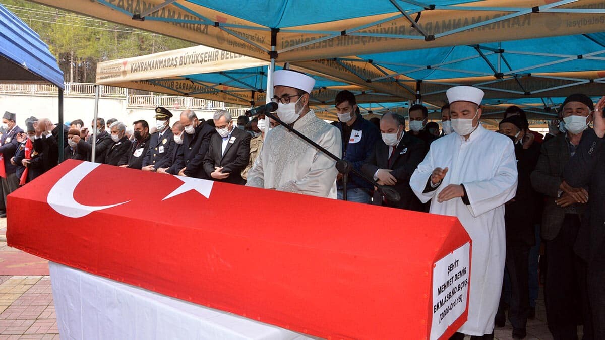 Mehmet Demir son yolculuğuna uğurlandı