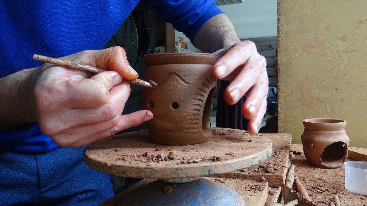 Çömlekçiliğe yeniden hayat verdi