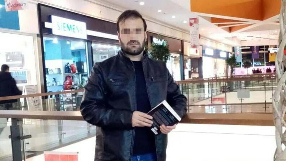 Eşini 4 çocuğunun gözü önünde bıçaklayarak öldürdü