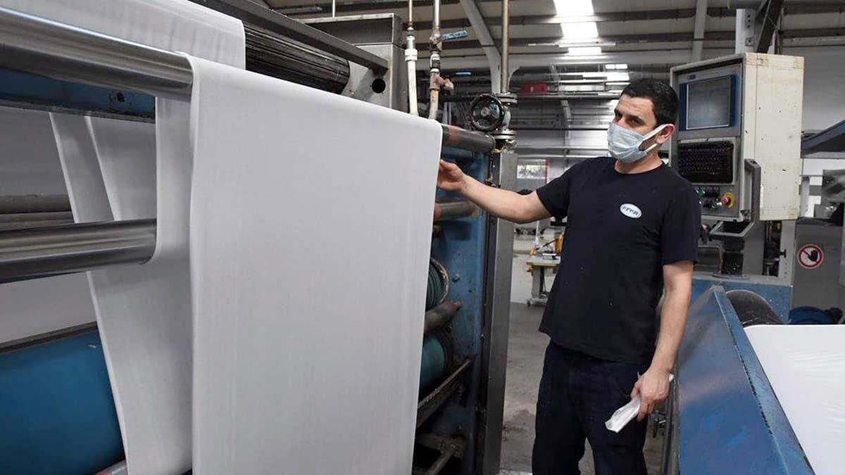 Noyan, "Hepimiz normalleşme sürecini büyük özlemle bekliyoruz. Yeni normalleşme sürecinin kriterlere ve vaka sayısına göre başlaması doğru bir karar".