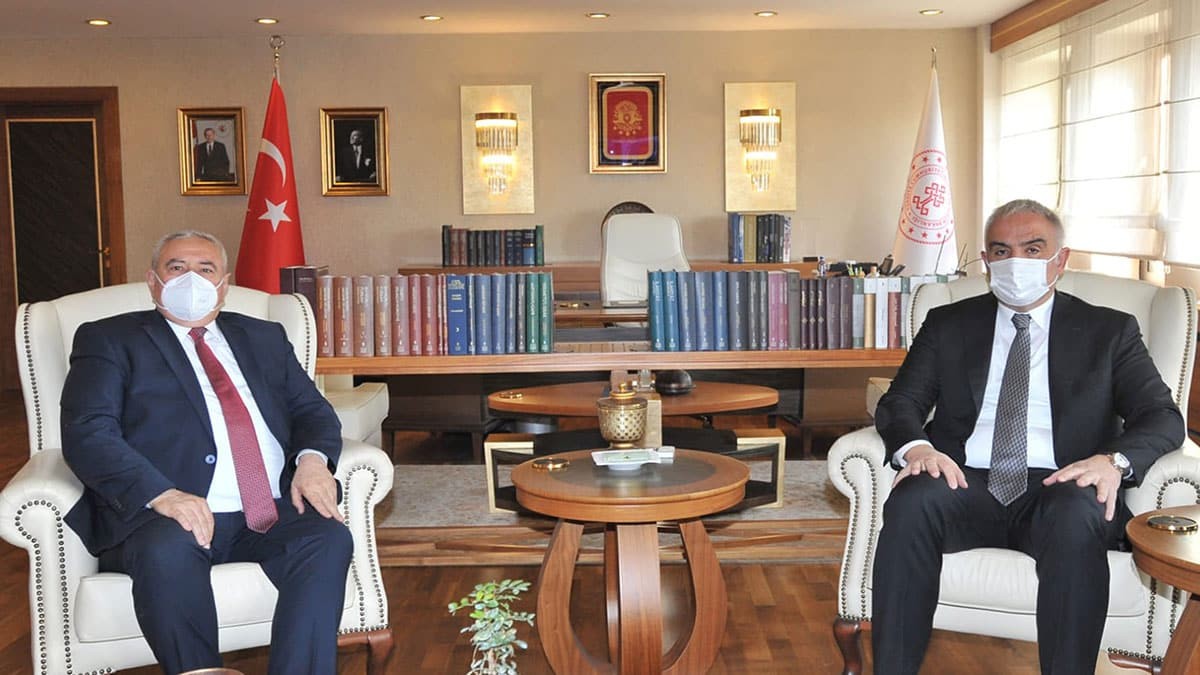 Turizm sektörü turist ve gelir kaybı yaşadı