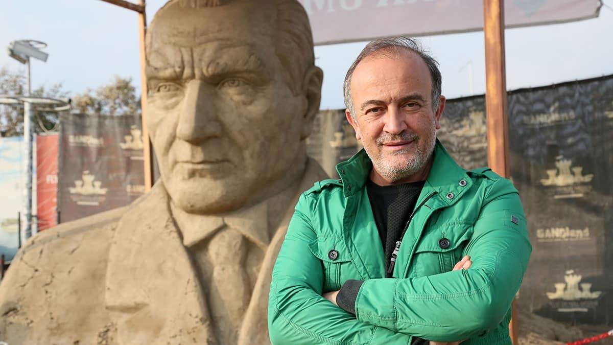 Dünya turizm tarihinin en kötü yılı olarak geride kalan 2020'nin ardından 2021'e büyük umutlarla giren sektör, nisan ayından itibaren hareketliliğin başlamasını bekliyor.