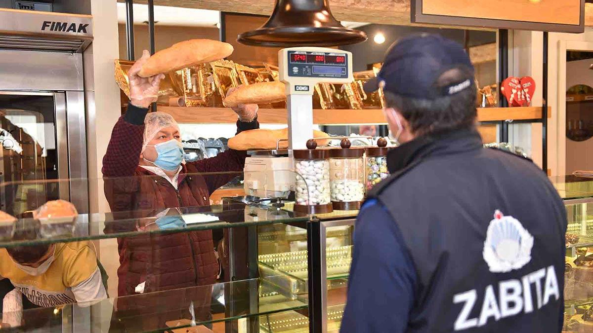 Zabıta Ekipleri semt pazarlarını denetliyor