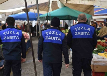 Zabıta Ekipleri semt pazarlarını denetliyor