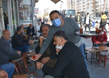 Normalleşme sürecinde esnaf sevinç yaşadı