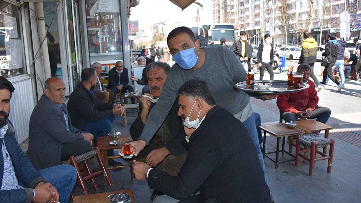 Normalleşme sürecinde esnaf sevinç yaşadı