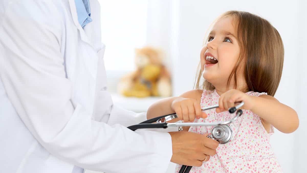 Yılda 4'ten fazla kulak iltihabı geçiren, yılda 2'den daha fazla sinüs iltihabı geçiren çocukların immün yetmezlik açısından değerlendirilmesi gerekir.