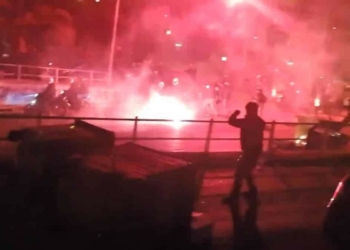 Yunanistan'da polis şiddeti vatandaşı sokağa döktü
