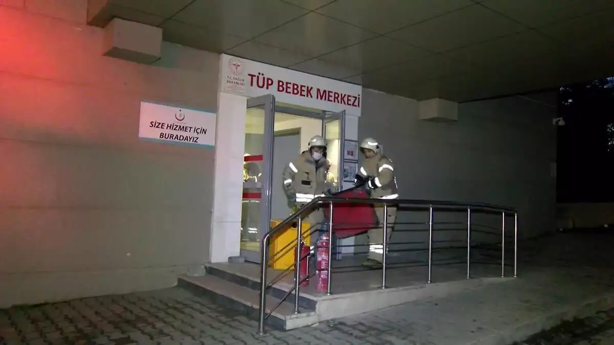 Zeynep kamil hastanesi'nde yangın