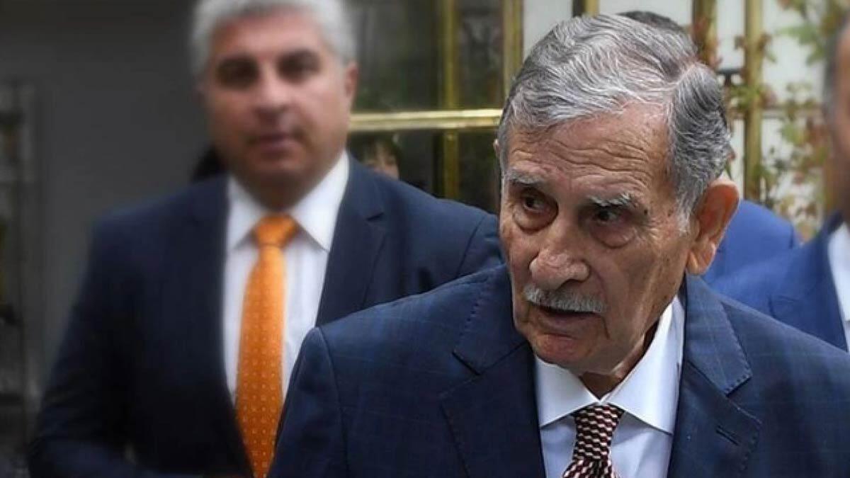 Yıldırım Akbulut hayatını kaybetti