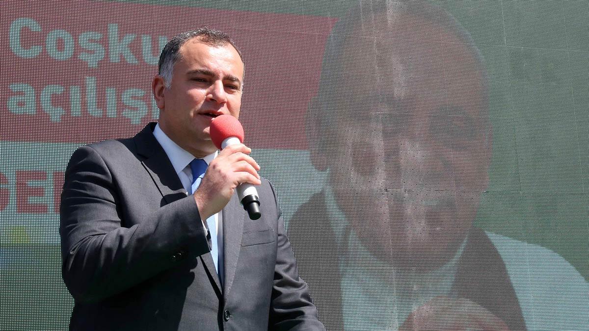 Topluma kattığı değerler ile halkın sevgisini kazanmış gazeteci Bekir Coşkun'un adı Çankaya'da yaşamaya devam edecek.