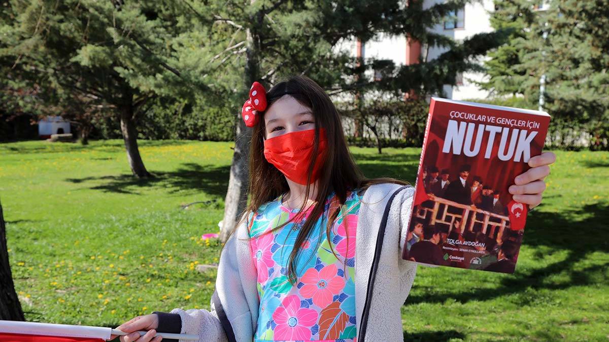 Çocuklar 23 Nisan'ı bayrama dönüştürdü