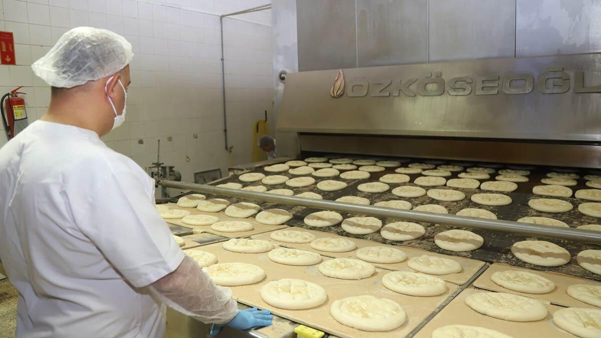 Halk Pide 1 Lira 50 kuruş