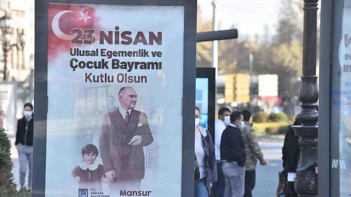 Büyükşehir çocuklar için Başkent'i süsledi