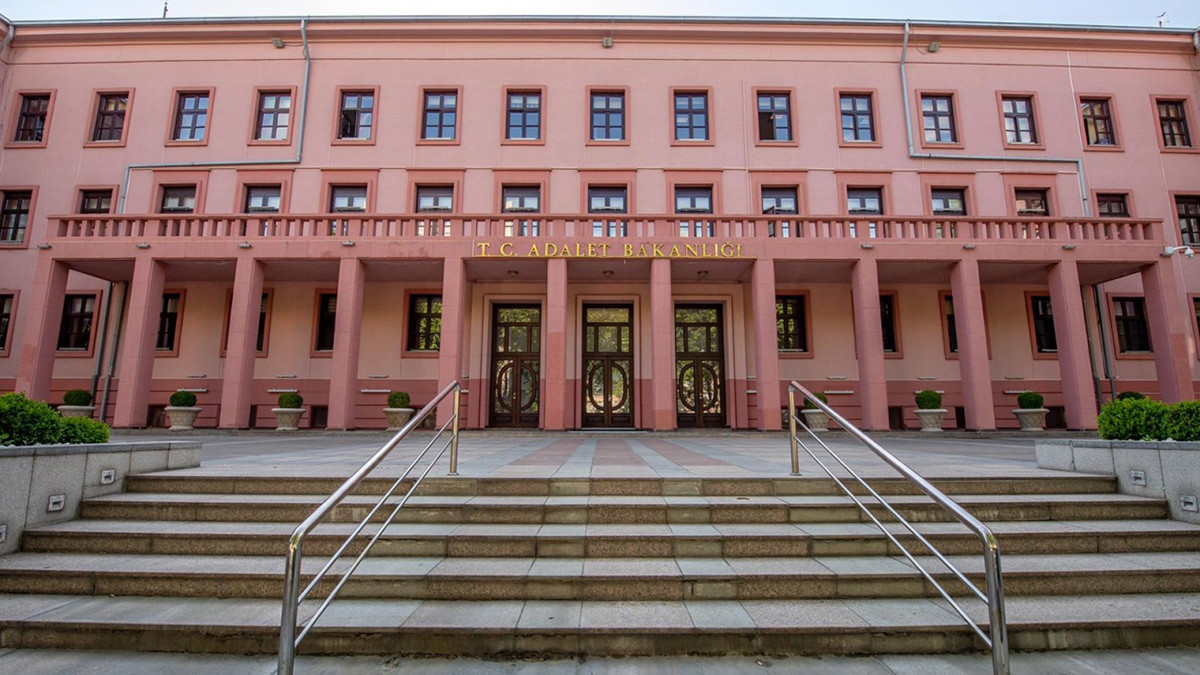 Biden'ın açıklamalarının hukuki bir karşılığı yoktur