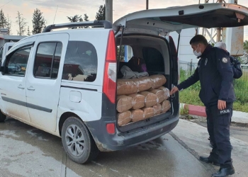 Adana'da kaçak tütün ele geçirildi