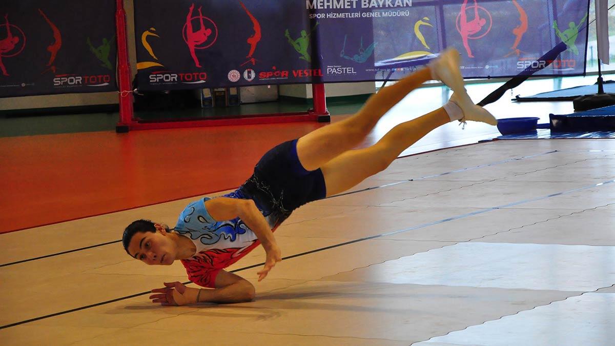Aerobik cimnastik türkiye şampiyonası başladı