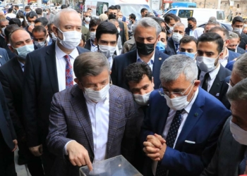Ahmet Davutoğlu Şanlıurfa'da