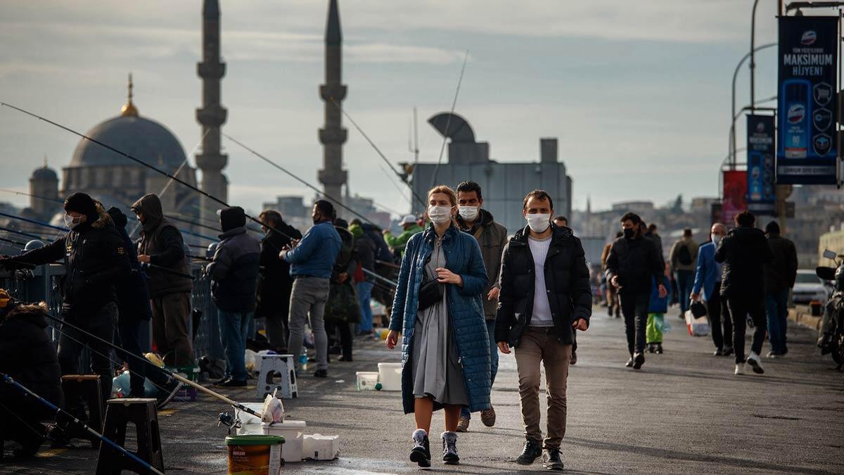 3'te 1 Kovid-19'a karşı bağışıklık kazandı