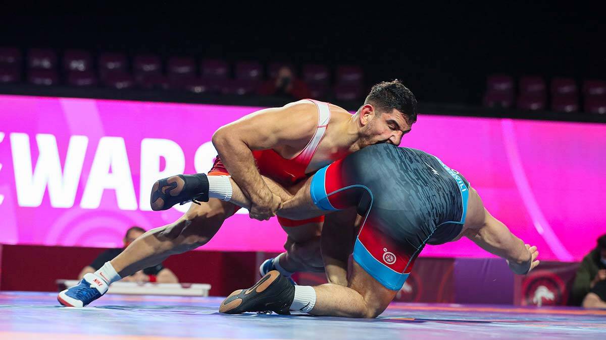 Süleyman Karadeniz gümüş madalya kazandı