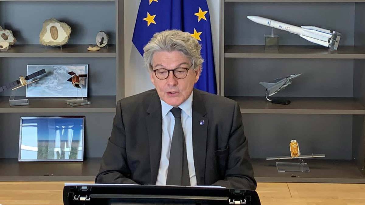 Yetişkinlerin % 70'ine yetecek doz aşıya sahip olacağız