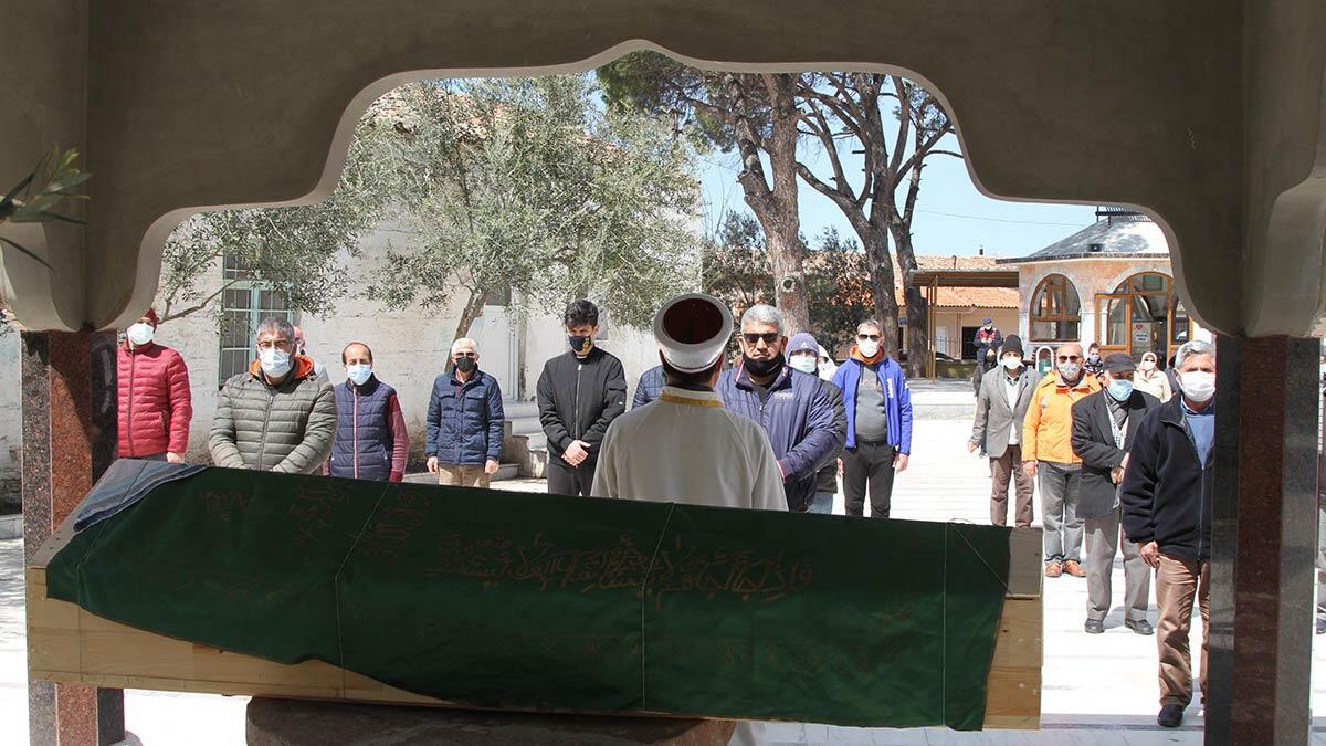 Baba Levo, vasiyeti üzerine Altınova’da toprağa verildi