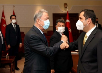 Bakan Akar STK temsilcileriyle bir araya geldi