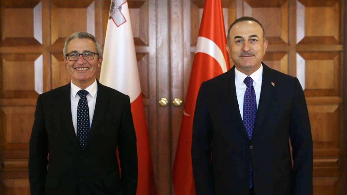 Çavuşoğlu Malta Cumhuriyeti Bakanı ile görüştü