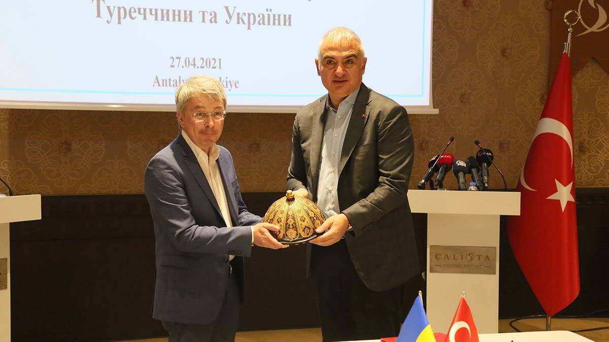 Turizm çalışanları mayıs sonunda aşılanmış olacak