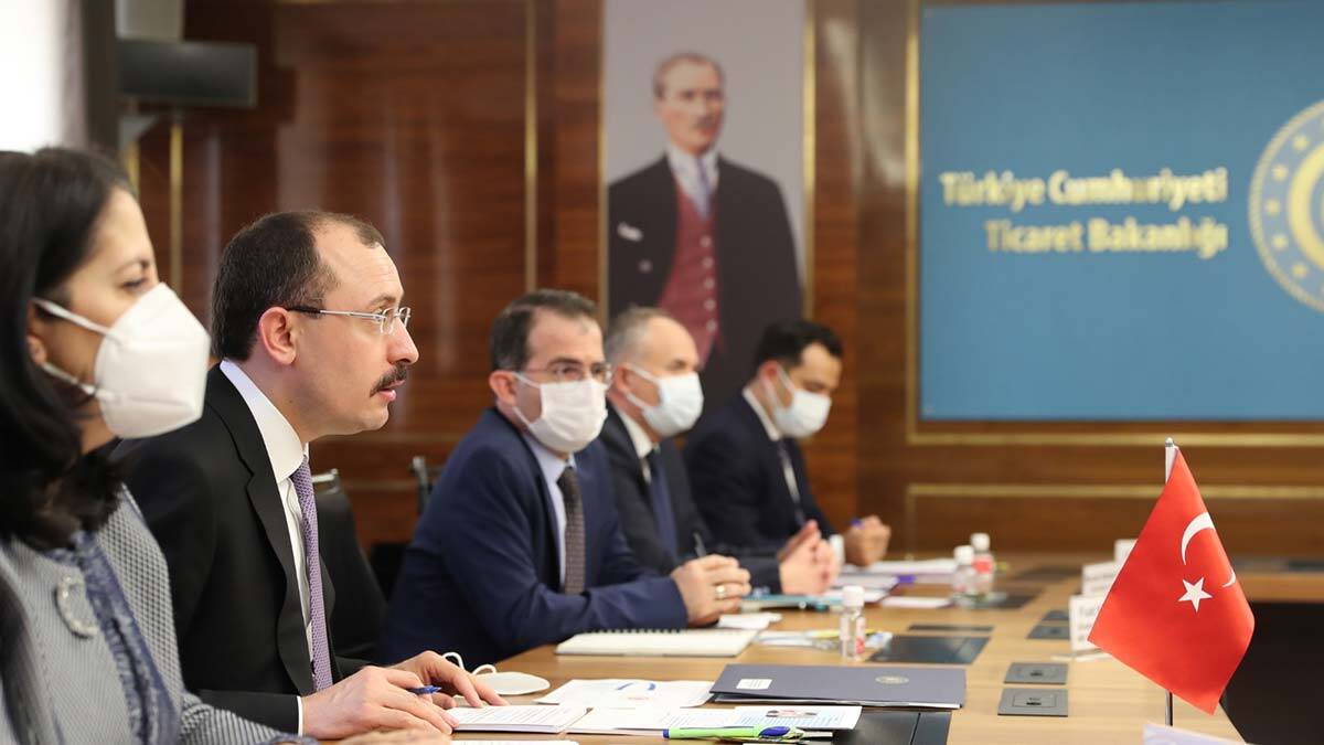 Bakan Muş Erhan Arıklı ile heyetini kabul etti