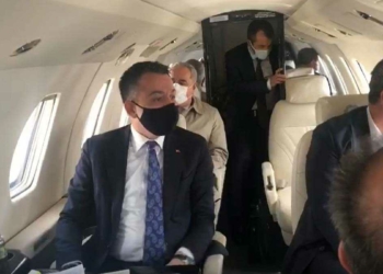 Bakan Pakdemirli'nin uçağı havada arıza yaptı