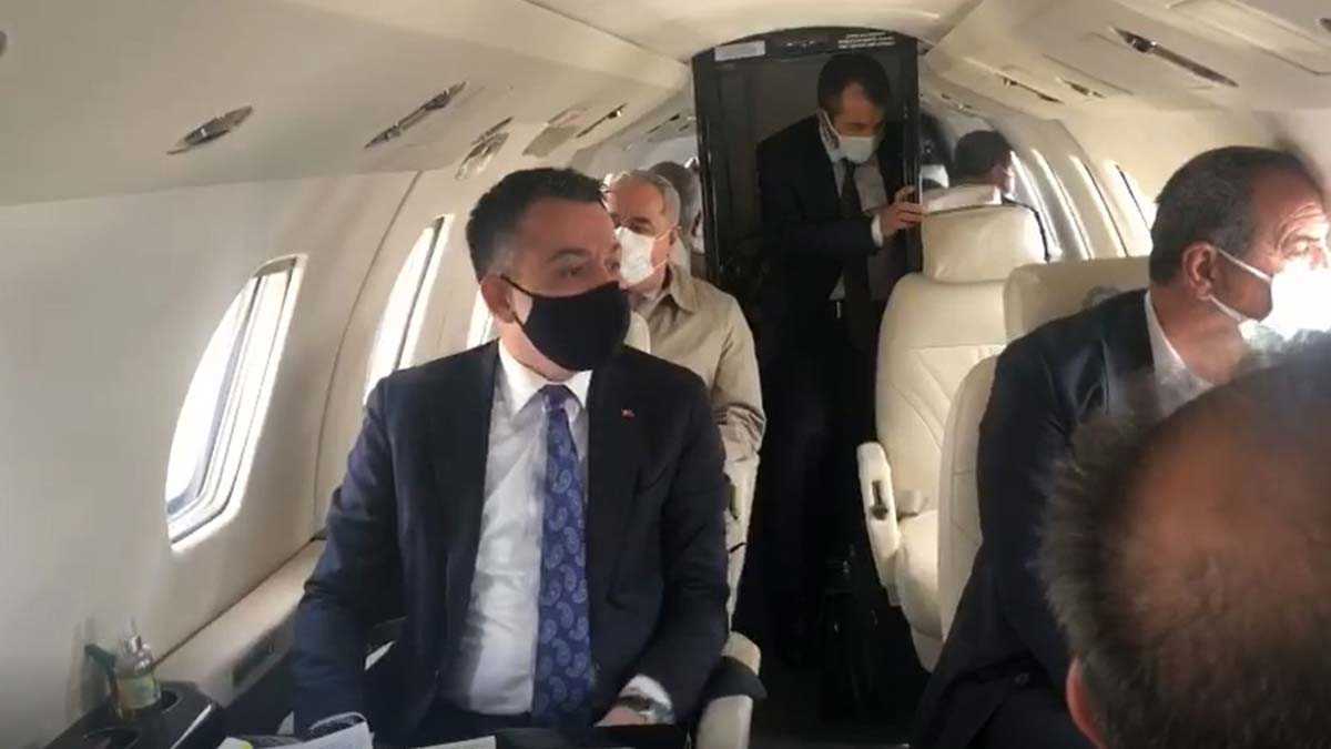 Bakan Pakdemirli'nin uçağı havada arıza yaptı